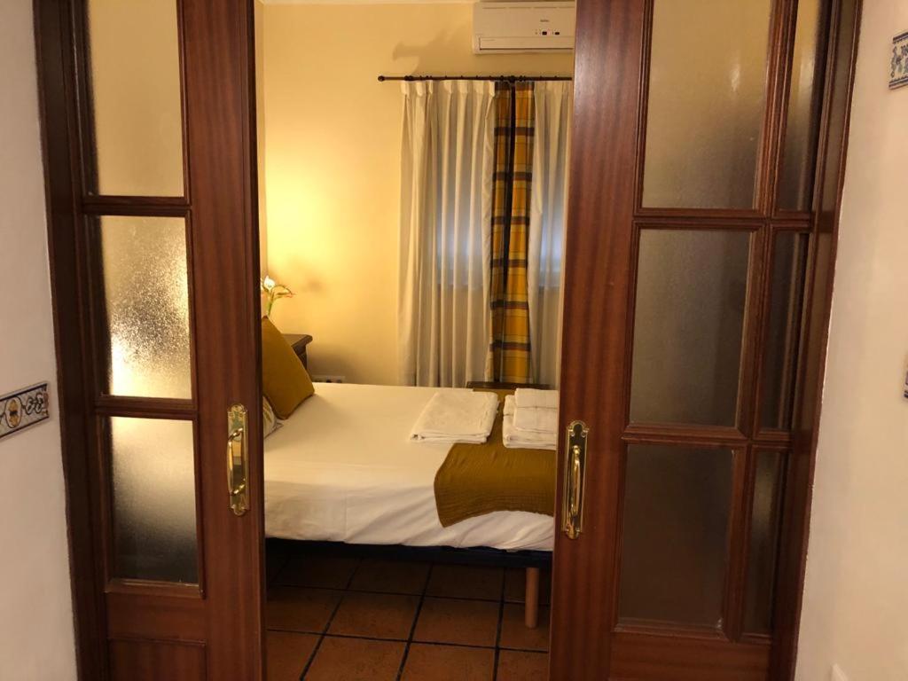 Apartamento Familiar En Toledo, Con 2 Dormitorios, Camas De Matrimonio, Ideal Ubicacion Y Fantasticas Vistas Ngoại thất bức ảnh