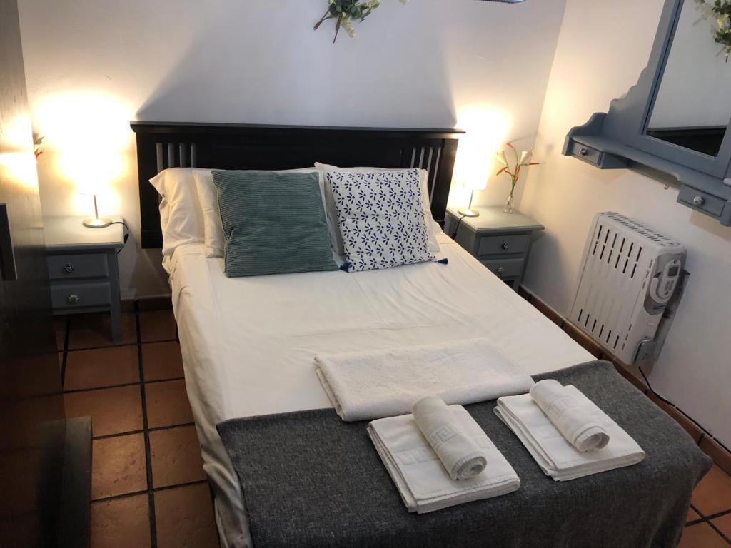 Apartamento Familiar En Toledo, Con 2 Dormitorios, Camas De Matrimonio, Ideal Ubicacion Y Fantasticas Vistas Ngoại thất bức ảnh